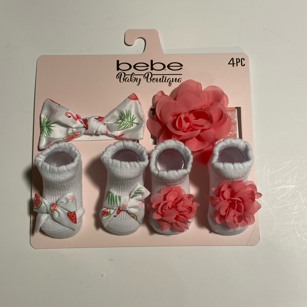 bebe Baby Boutique 4PC Headbands And Booties/socks New